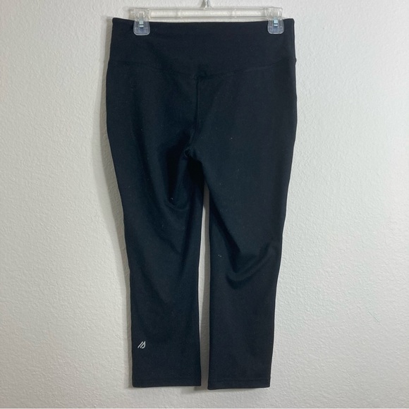 Eddie Bauer Low Rise Cropped Leggings - Black - Medium - Picture 3 of 7